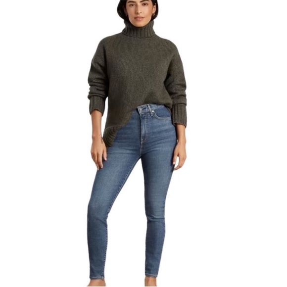 Everlane Denim - Everlane The Way High Jeans Sz 28 R Medium Wash Raw Hem Skinny 27” Inseam